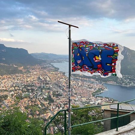 Dreams Hostel Lecco Bagian luar foto