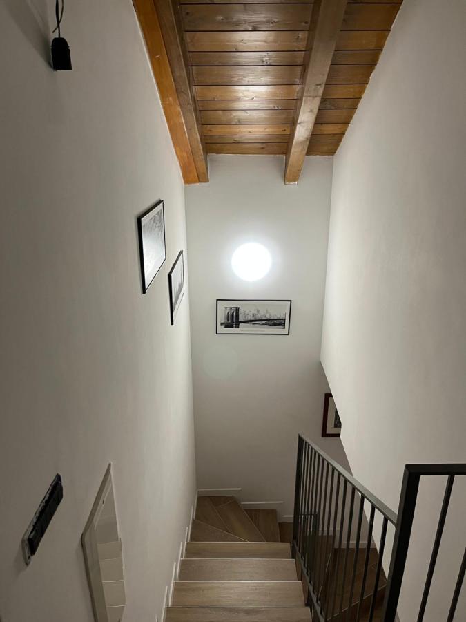 Dreams Hostel Lecco Bagian luar foto
